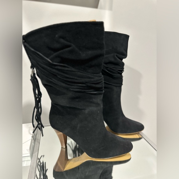 NWOT black suede-like slouchy heeled boots with tassels size 8.5 - Picture 5 of 5